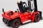 Lego-42082-Model-D-Heavy-Forklift-20