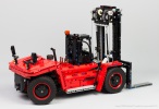 Lego-42082-Model-D-Heavy-Forklift-6