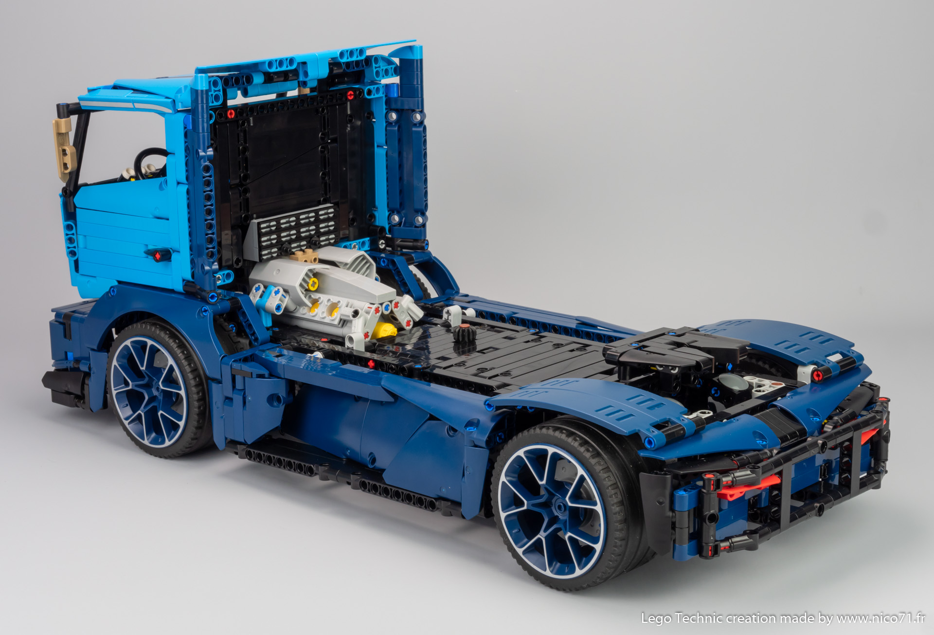 Lego-42083-model-b-race-truck-4