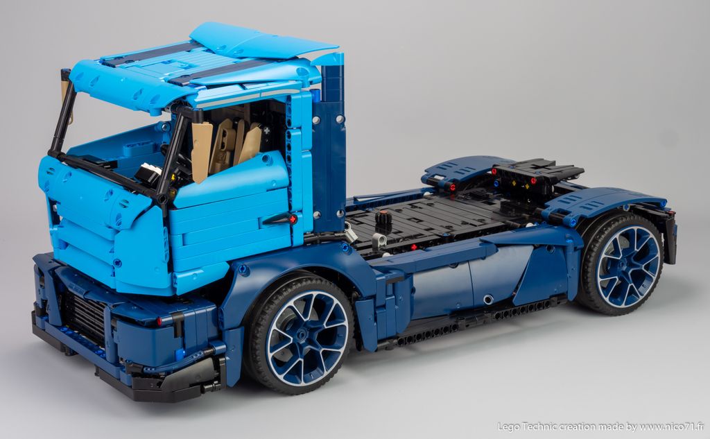 Lego-42083-model-b-race-truck-1.jpg