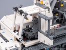 lego-42100-model-c-tracked_carrier-9