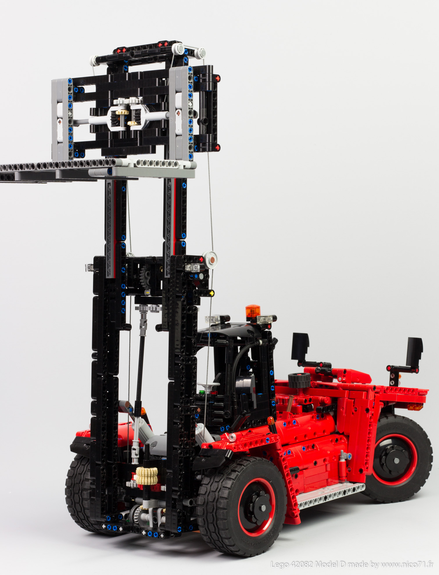 TECHNIC MOC 27807 42082 Model D-Heavy Forklift Truck by Nico71 MOCBRICKLAND