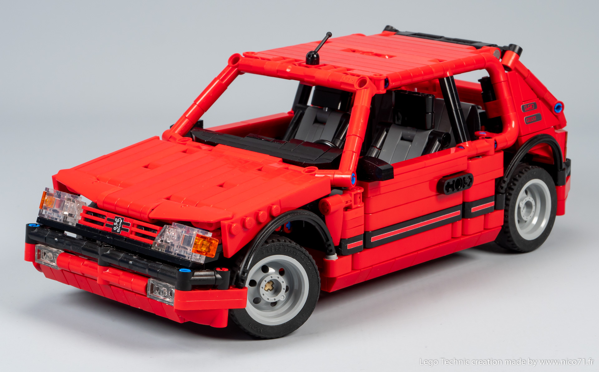 lego-peugeot-205-gti-1