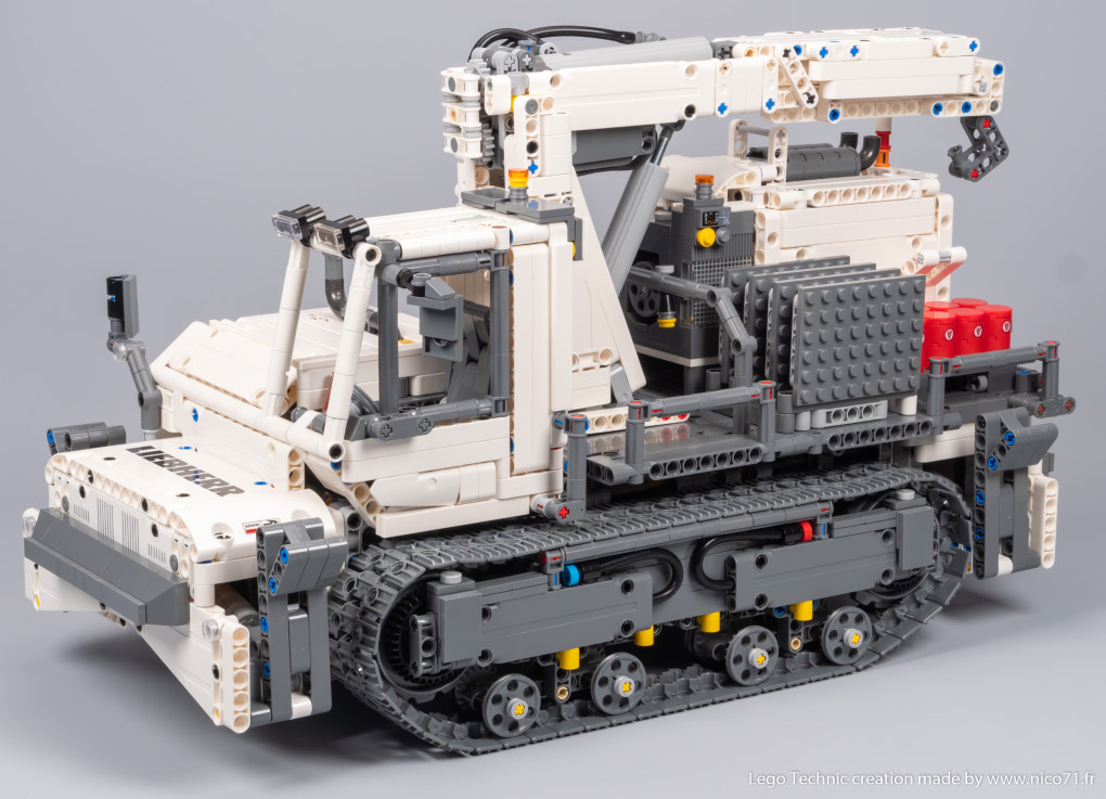 42100 Model C – Tracked Carrier