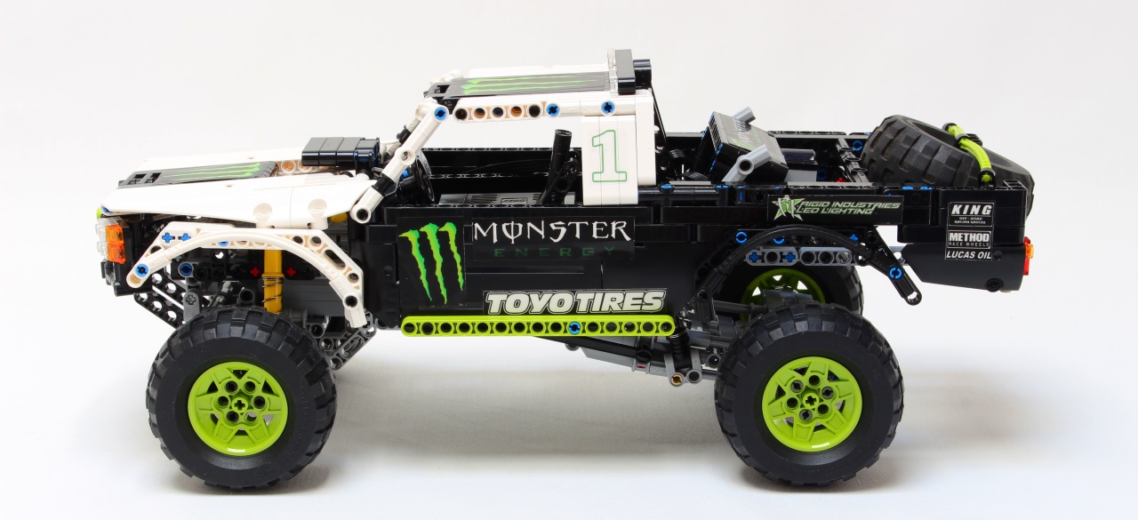 LEGO MOC Monster Energy Recoil Baja Truck by Nico71